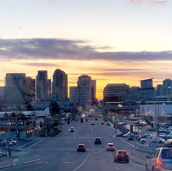 Meet your Posher, Angela - Picture 1 of 1